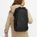 Nk Nsw Essentials Bkpk Ni Dj9789 010 3