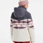 6910832 106 Model Back Half 01