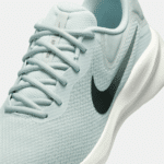 NIKE REVOLUTION 7/011