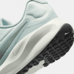 NIKE REVOLUTION 7/011
